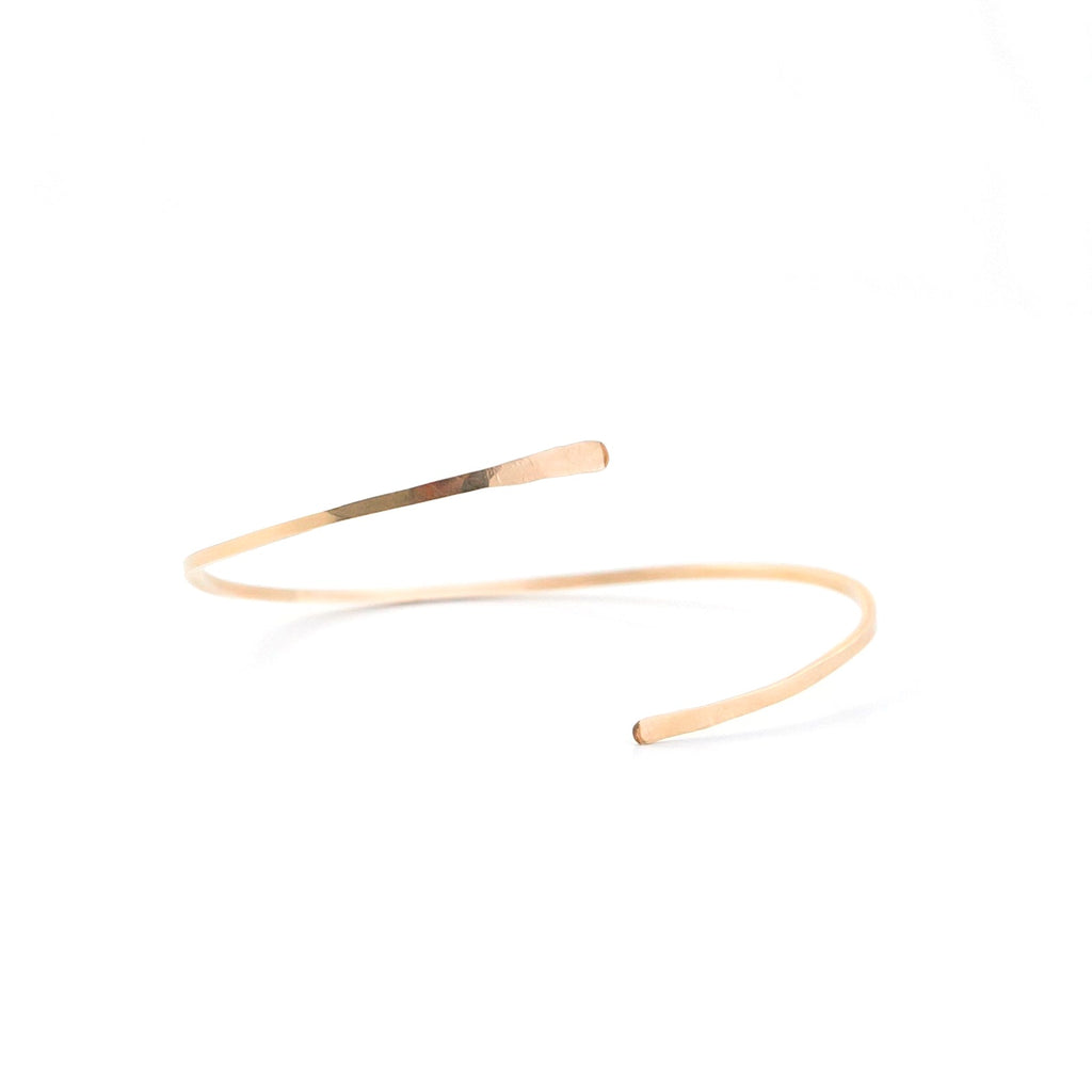 HAMMERED EDGE OVERLAP CUFF - NVMBR DCMBR - Bracelets