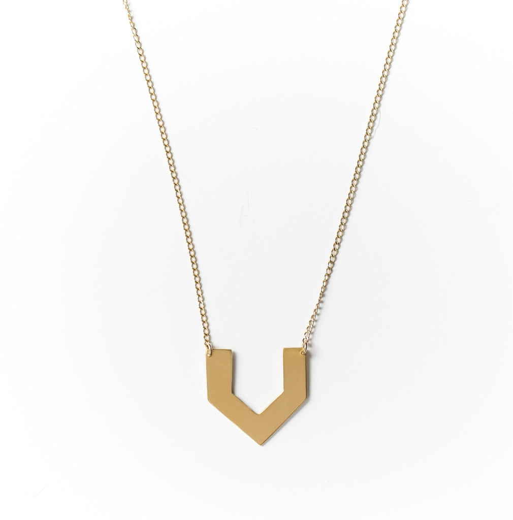 HORSESHOE NECKLACE - NVMBR DCMBR - Necklaces