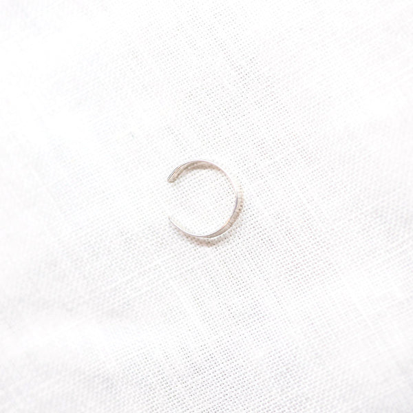 CLASSIC EAR CUFF - NVMBR DCMBR - Earrings