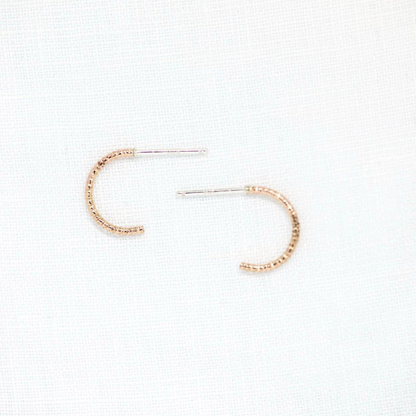 HALF HOOP STUD - NVMBR DCMBR - Earrings