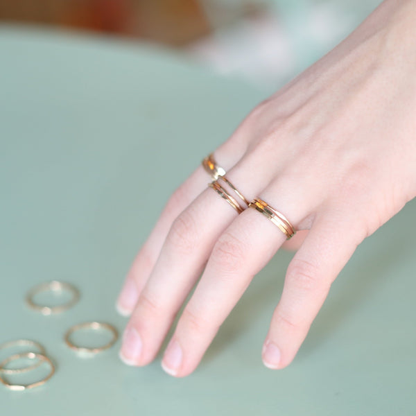 HAMMERED STACKING RING - NVMBR DCMBR - Rings