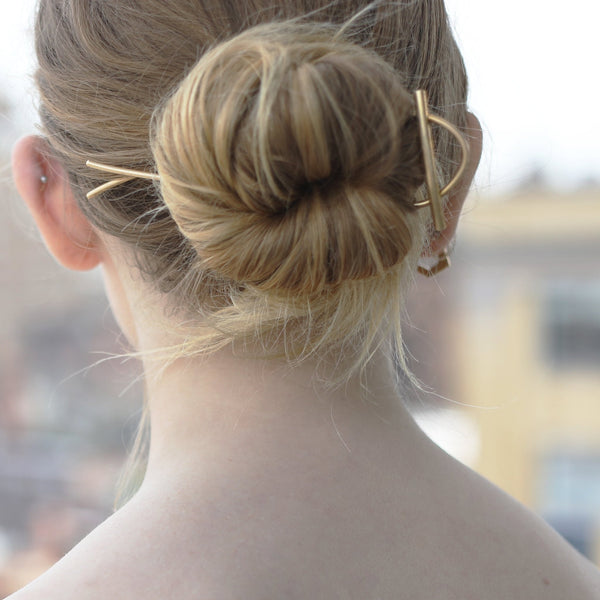 LARGE BAR HAIR PIN - NVMBR DCMBR - Hair Pin
