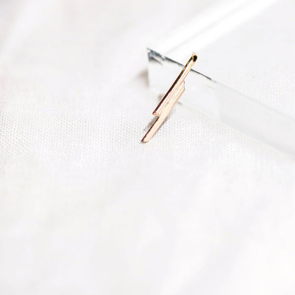 SLANT HOOK STUD - NVMBR DCMBR - Earrings