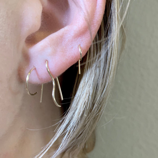 WAVE THREAD EARRING - NVMBR DCMBR - Earrings